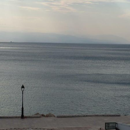Grace Apartments Loutraki  Exterior photo